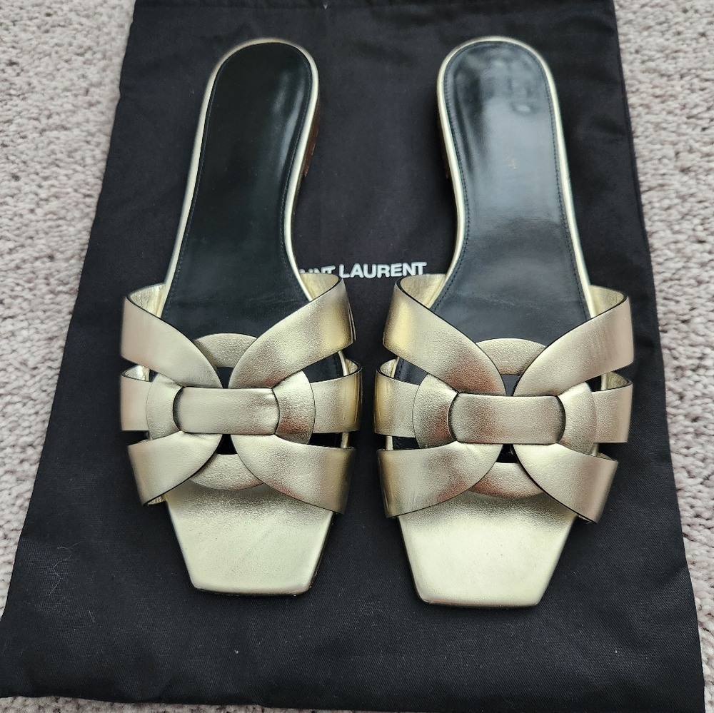 Saint Laurent Flat Tribute Sandal Sz40 Platinum